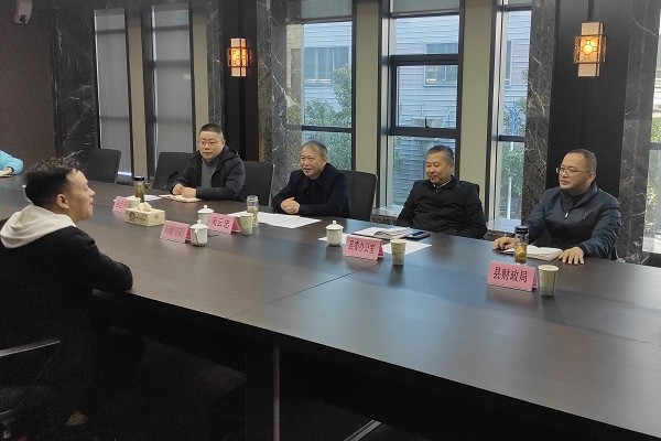 吴云忠赴休宁经济开发区开展优化营商环境暨为企解难题现场办公活动